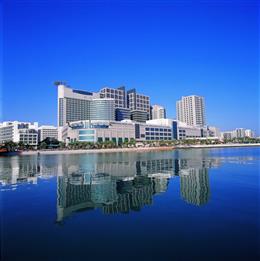 Beach Rotana Hotel & Towers