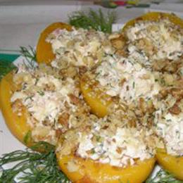 Персики, фаршированные мясом