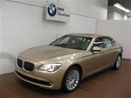 BMW 750i 2010 года