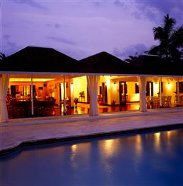 ROUND HILL HOTEL & VILLAS