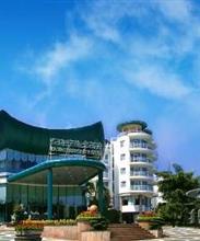 La Waterfront hotel 4 *