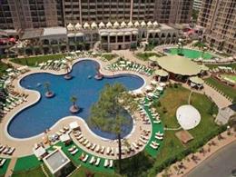 Barcelo Royal Beach