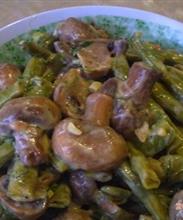 Тушеная фасоль с шампиньонами